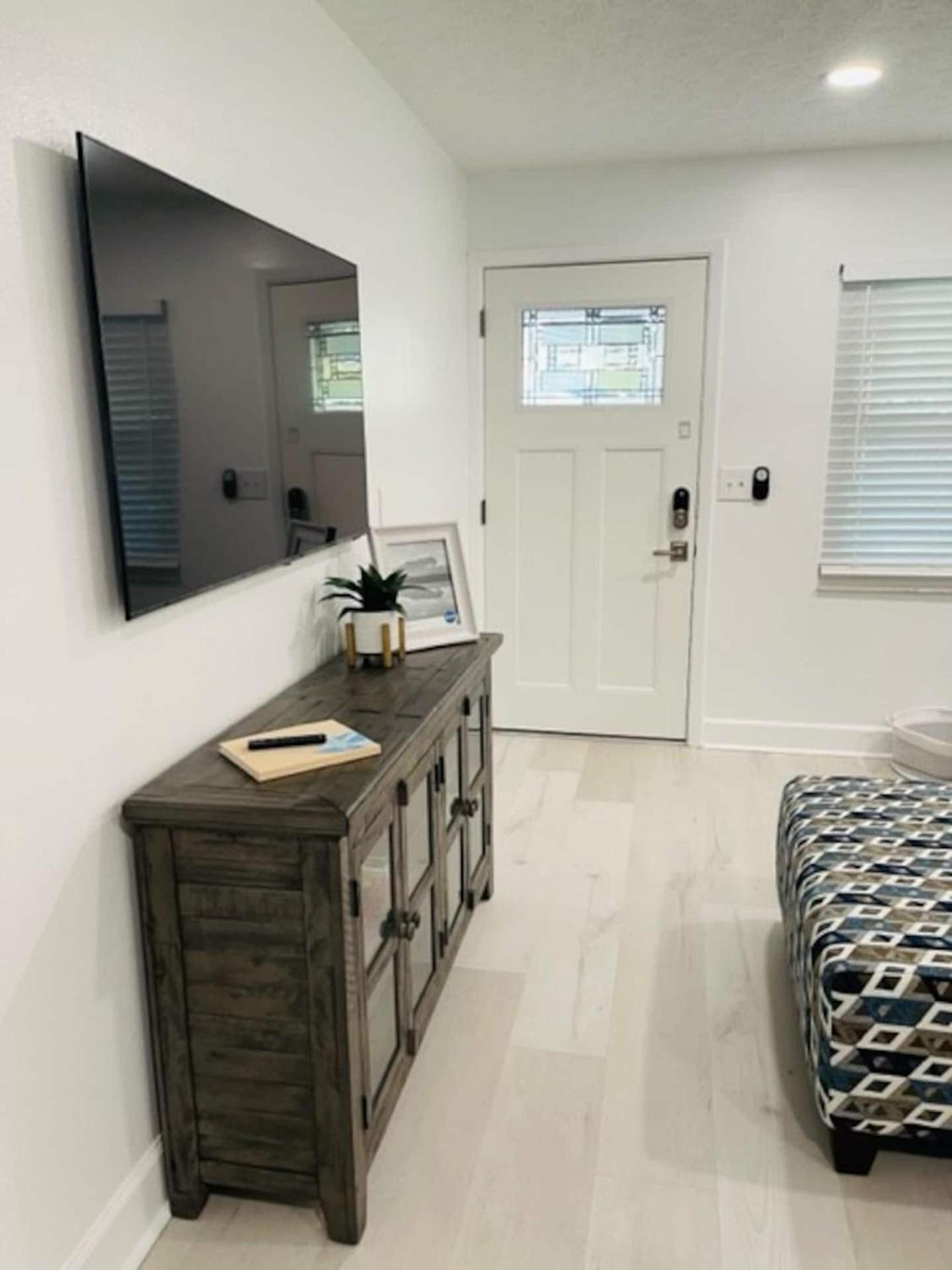 Walk Everywhere! 1-Bedroom Gem In Downtown Hub New Port Richey Zewnętrze zdjęcie