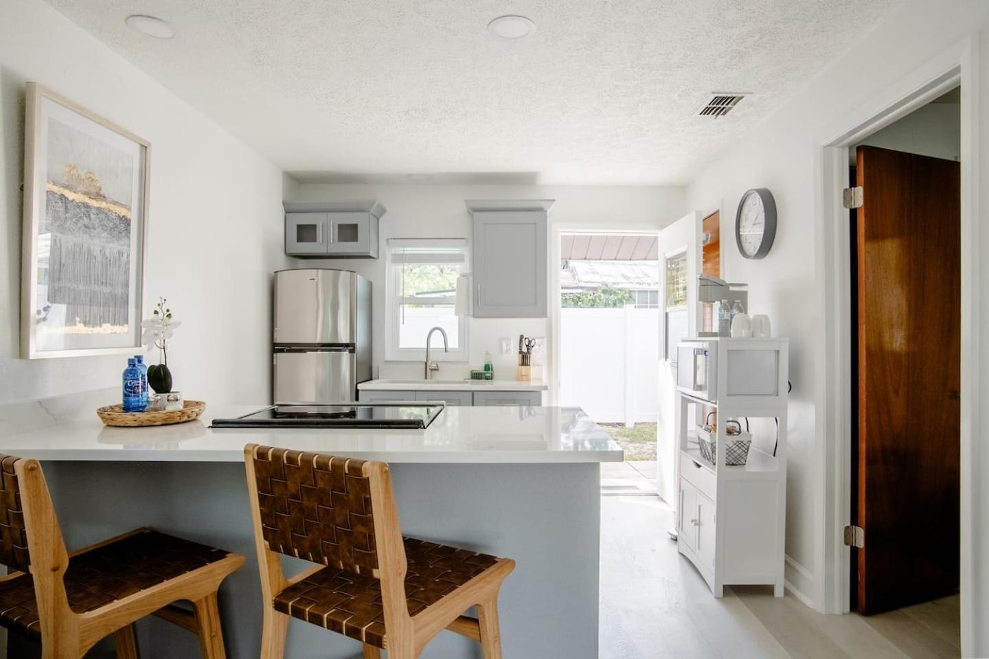 Walk Everywhere! 1-Bedroom Gem In Downtown Hub New Port Richey Zewnętrze zdjęcie