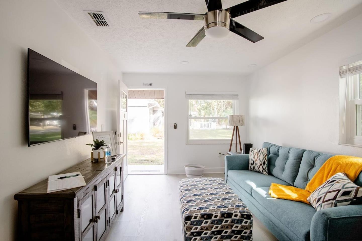 Walk Everywhere! 1-Bedroom Gem In Downtown Hub New Port Richey Zewnętrze zdjęcie